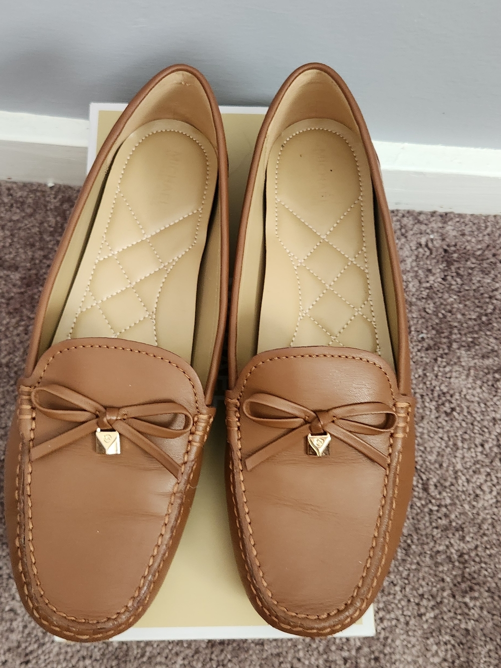 Michael Kors Tan Bow-Accent Leather Loafers - Picture 6 of 8